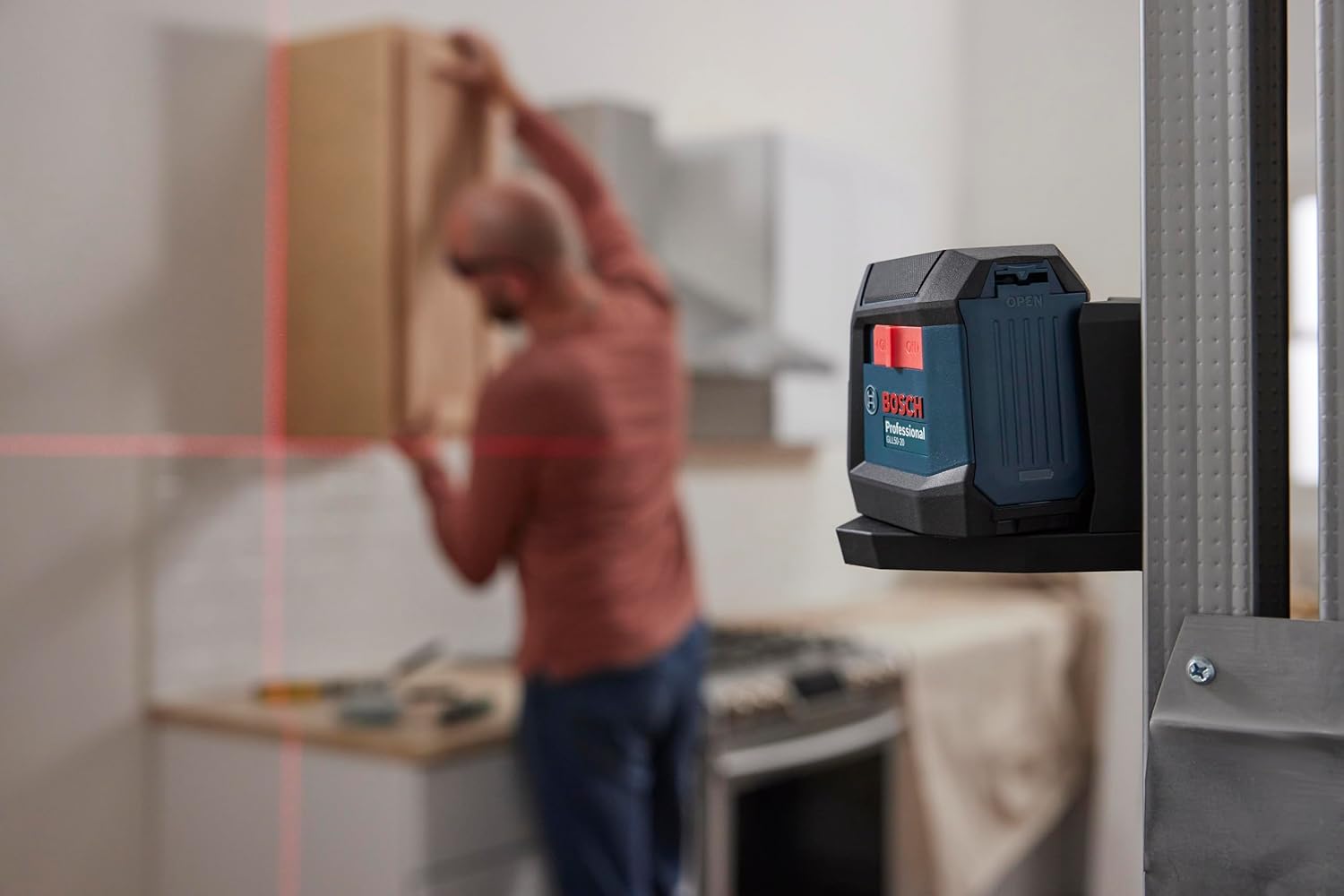 The Bosch GLL50-20 Self-Leveling Cross-Line Laser features a 50 feet range and cross-line mode that projects both horizontal and vertical red lines, allowing for leveling with a 5/16 inch accuracy at 30 feet. With its power flexibility, operate using the included AA batteries or purchase Bosch's 3.7V Lithium-Ion 1.0 Ah Battery